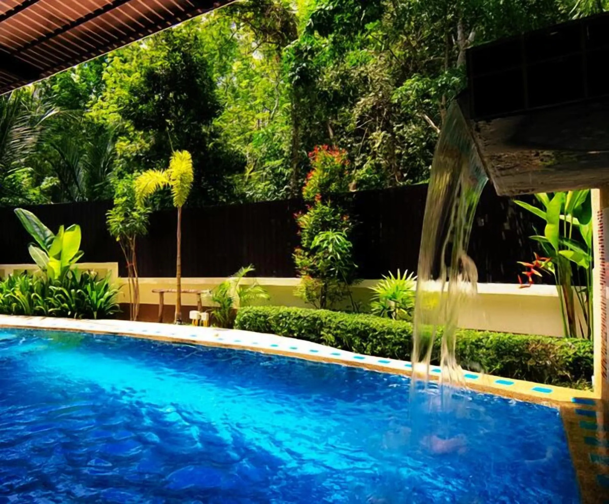 Nattha Waree Hot Spring Resort and Spa