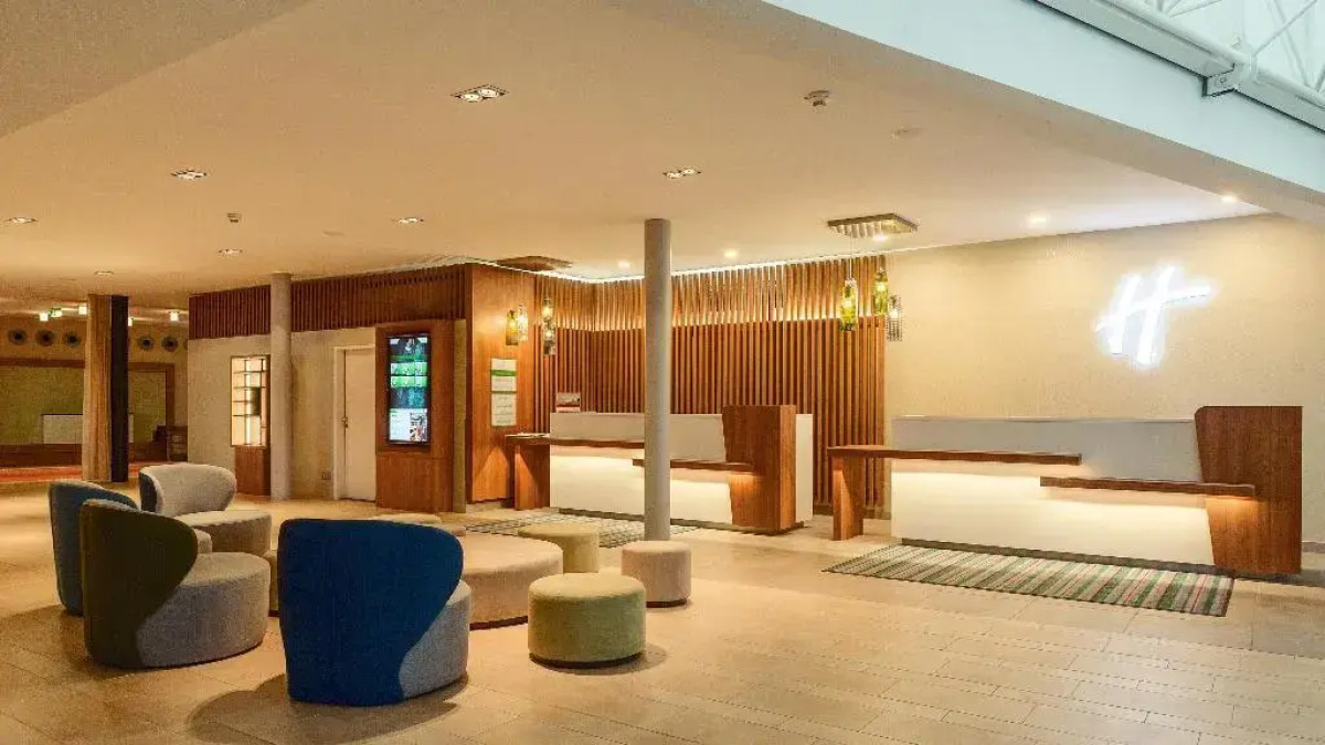 Holiday Inn Berlin Airport - Conference Centre by IHG