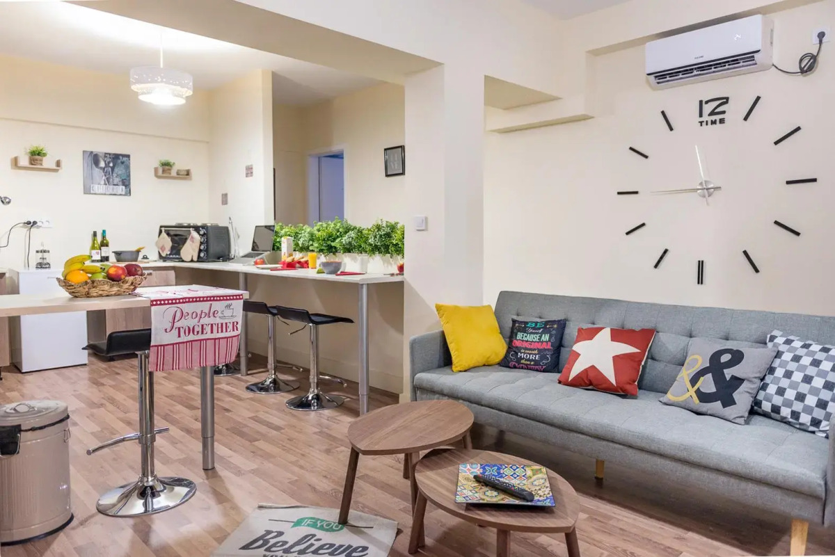 Enattica Syntagma Living