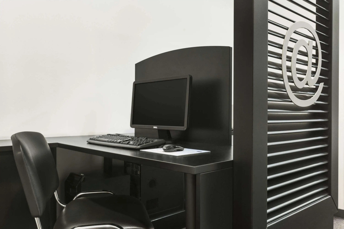 B&B HOTEL Brussels East Woluwe