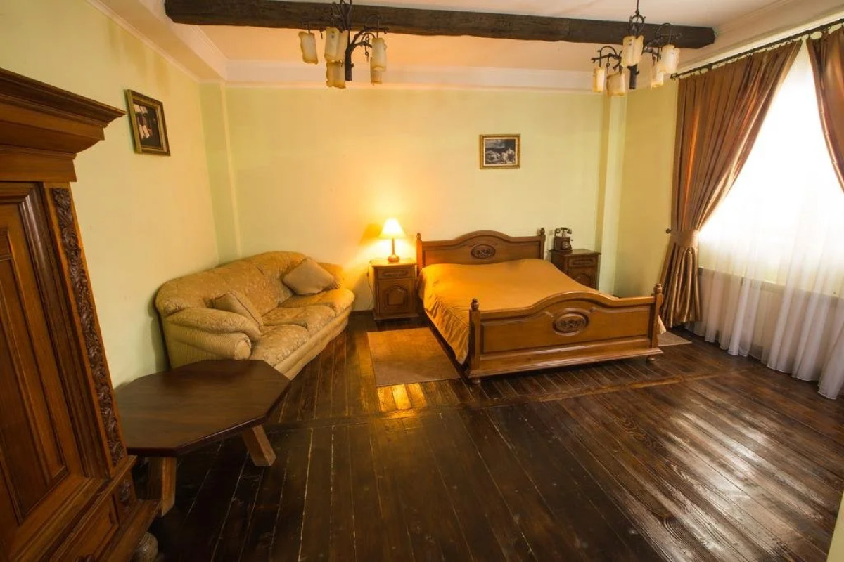 Отель Magnat Lux