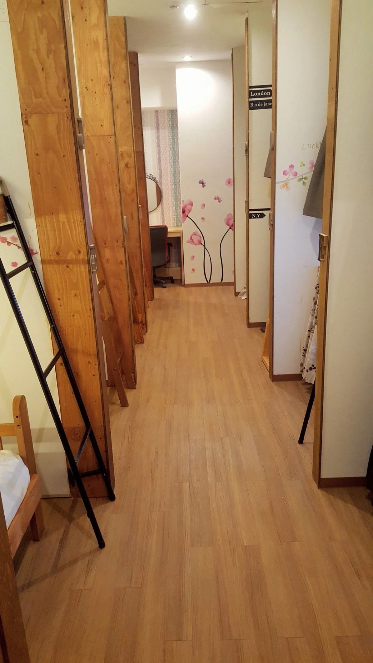 Shinjuku Sky Capsule