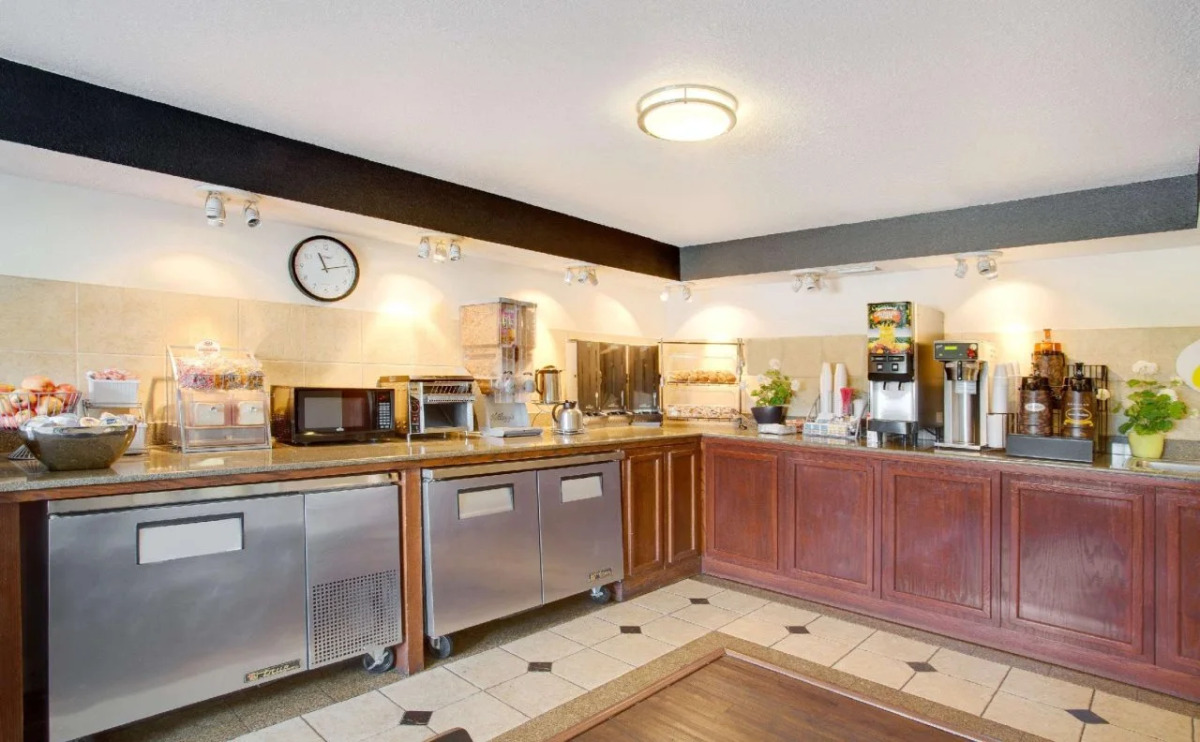 Super 8 by Wyndham Orlando International Drive