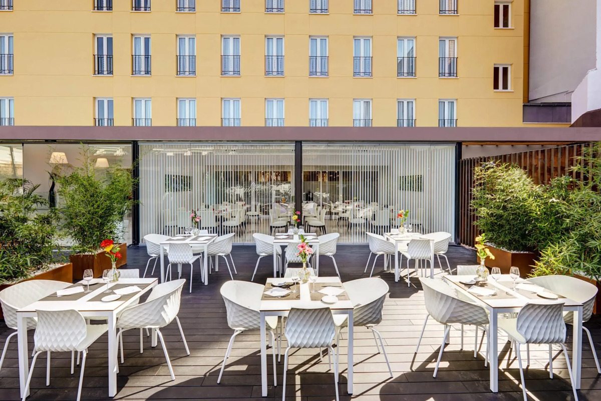 Отель Sercotel Alcalá 611