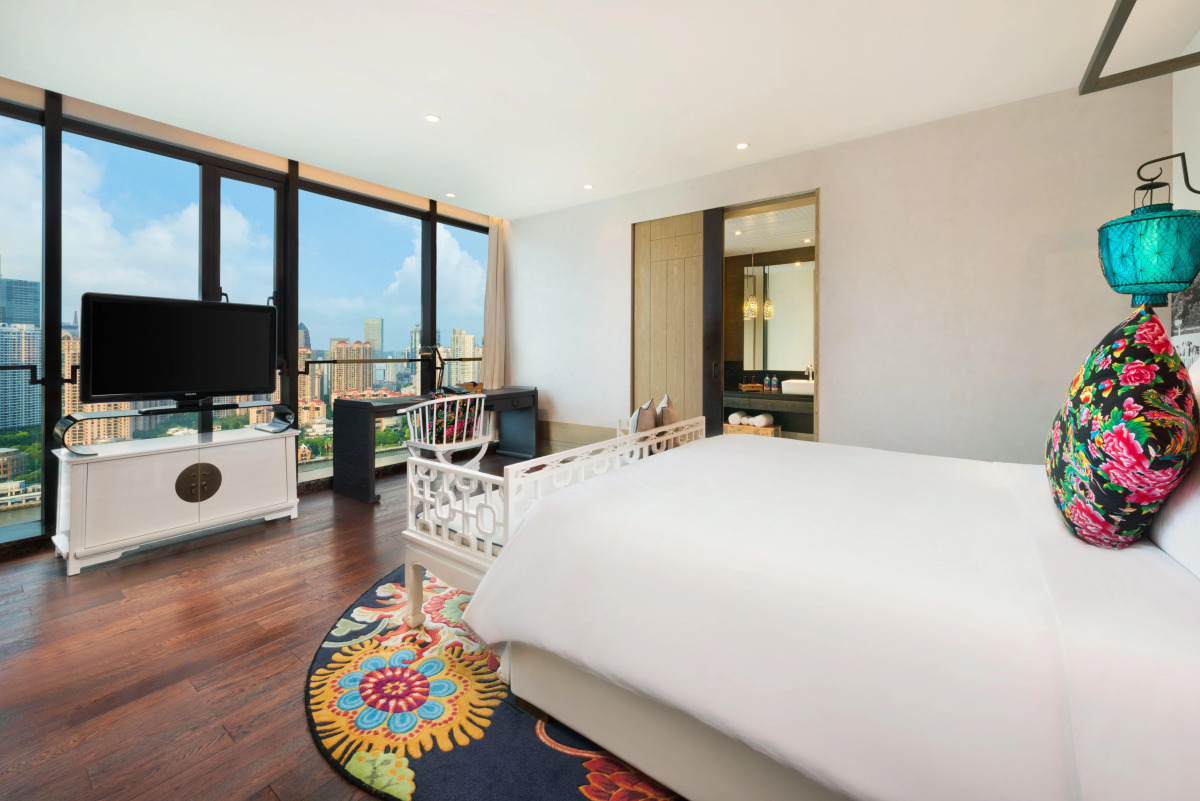 Hotel Indigo Shanghai on The Bund by IHG