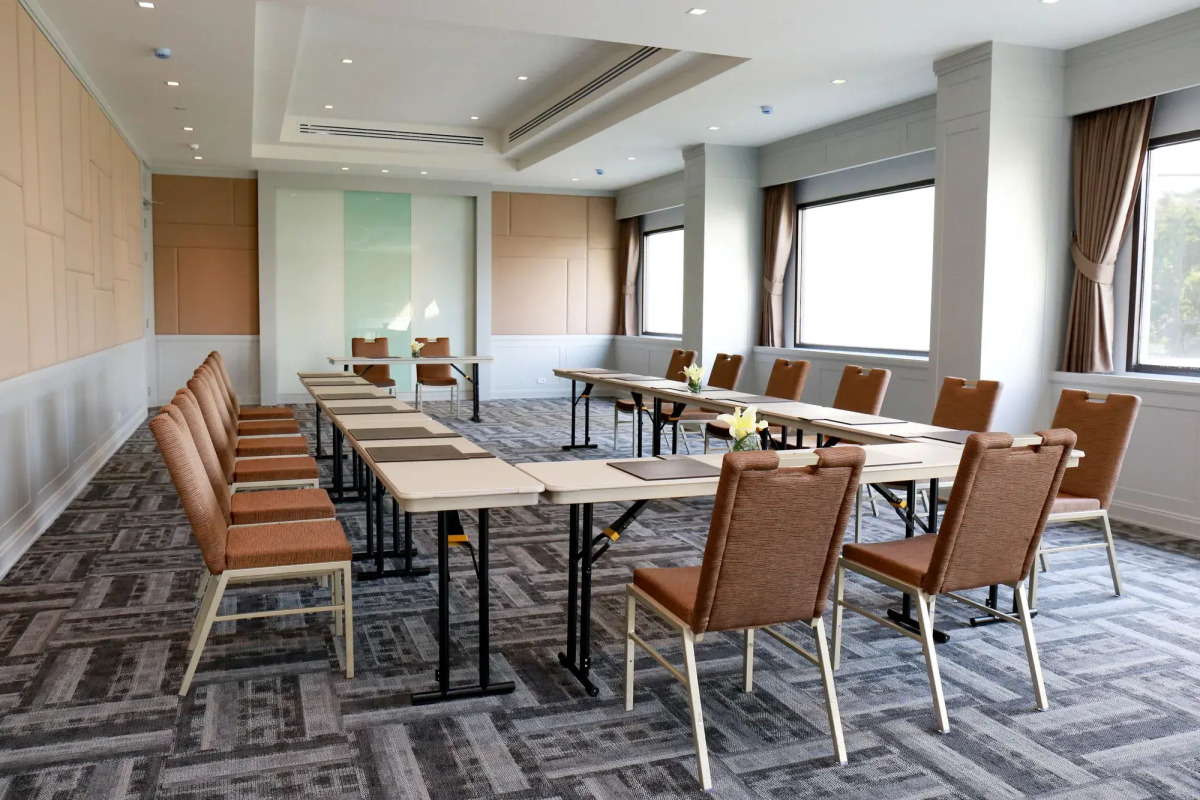 Louis' Tavern Hotel Don Muang