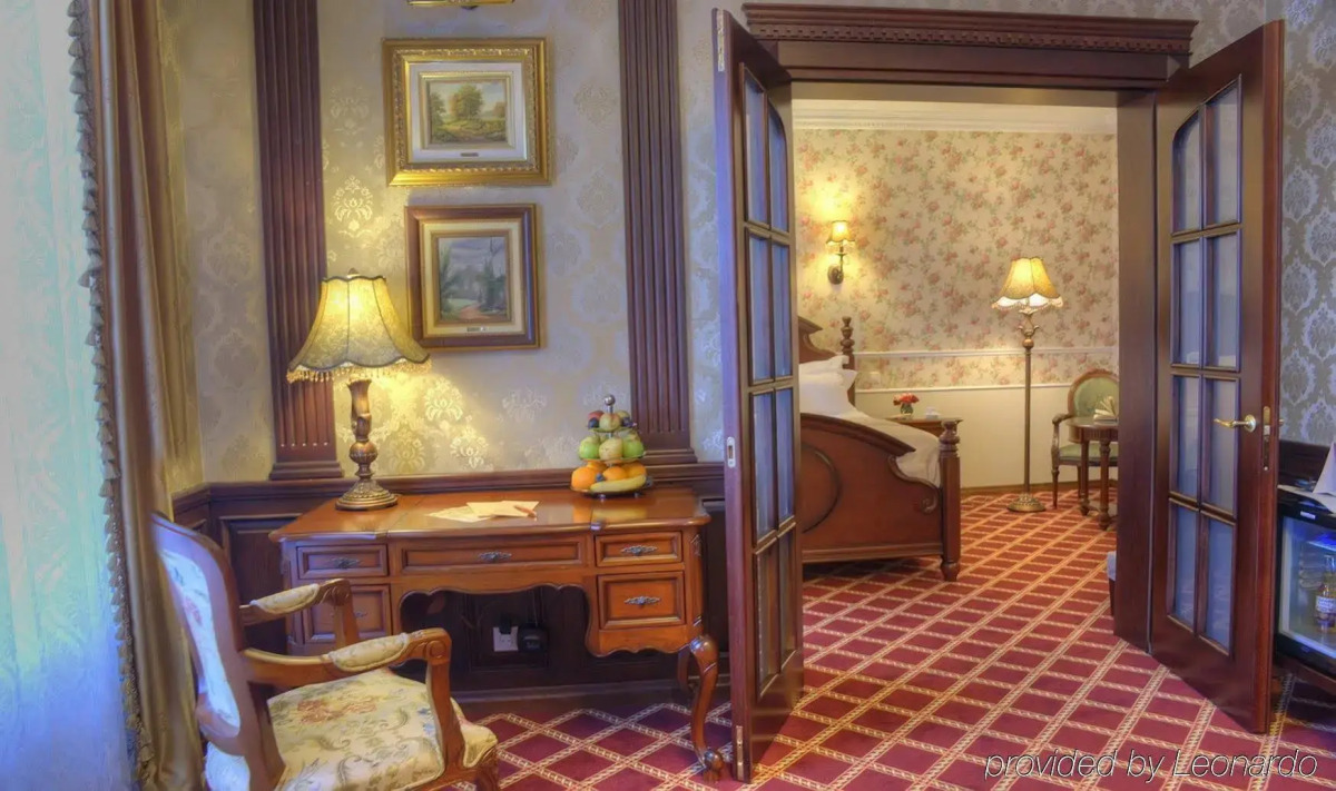 Отель «Фредерик Коклен»