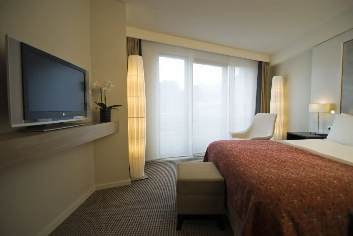 Отель Sofitel Brussels Europe