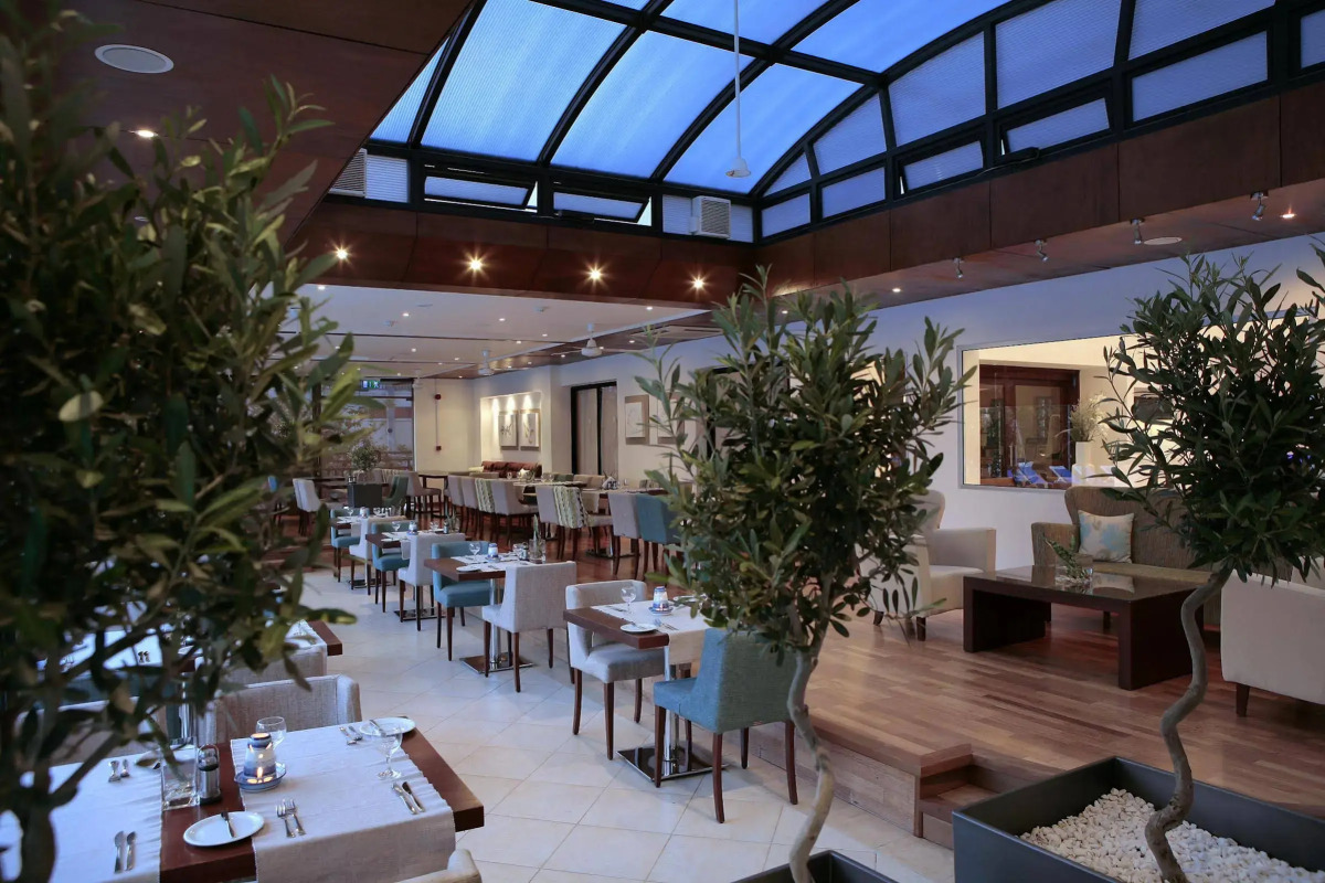 Anemi Hotel & Suites