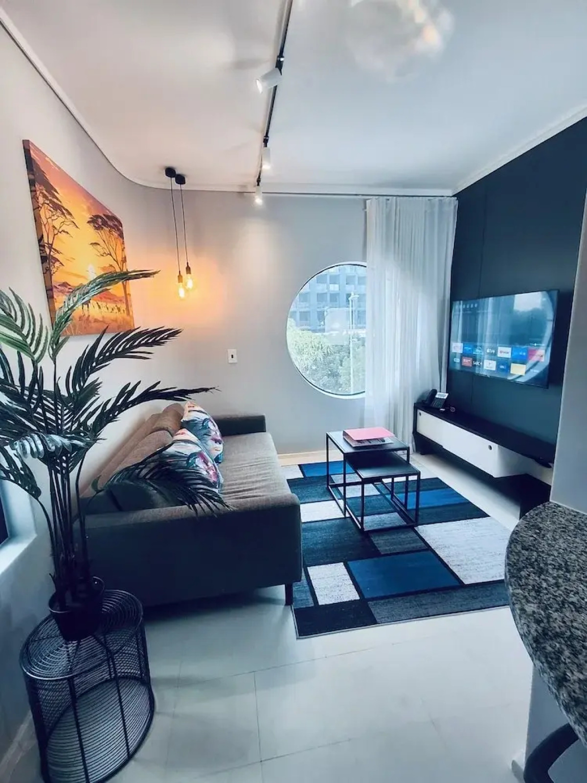 Urban Elephant Express The Flamingo