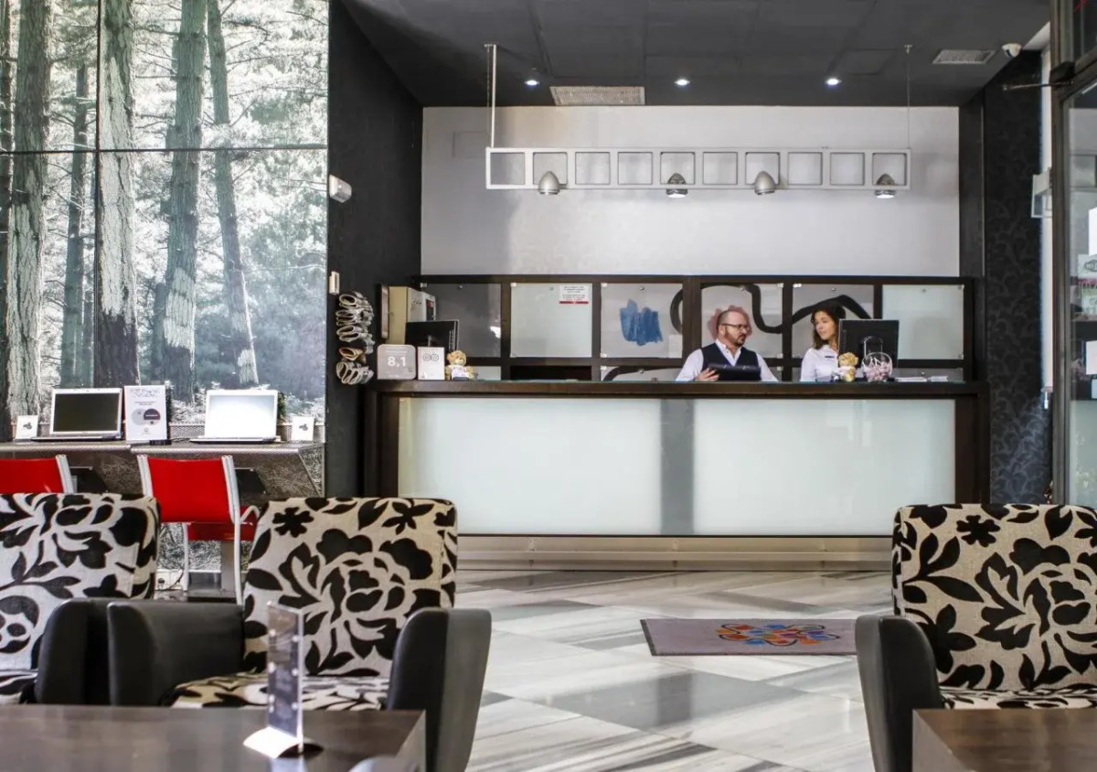 Petit Palace Plaza de la Reina