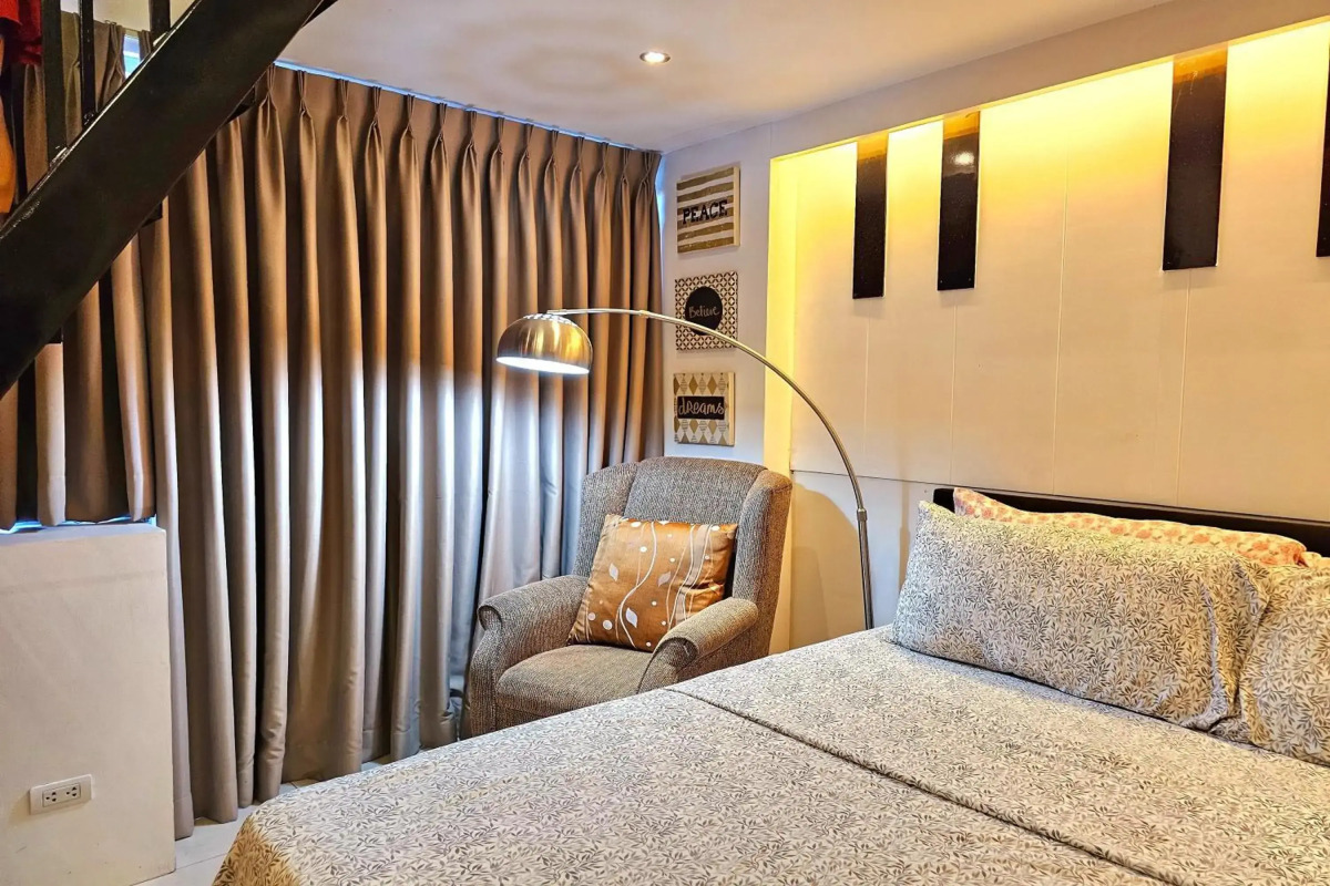 PRS @ One Palm Tree Villa near T3 Airport