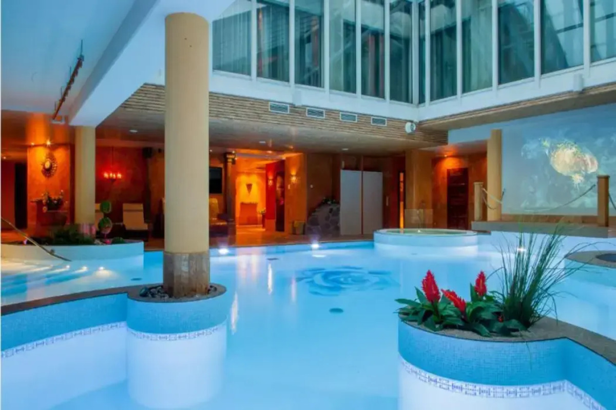 Отель Grand Rose SPA