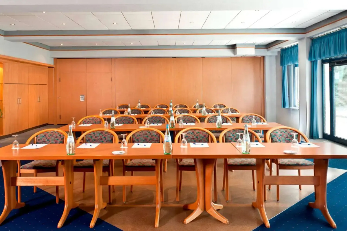 Good Morning + Berlin City East