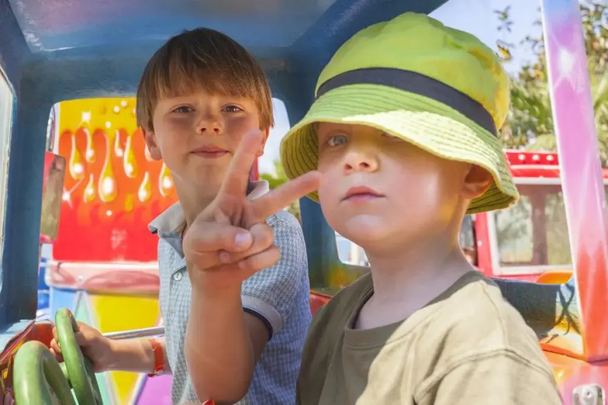 İz Flower Side Beach Hotel