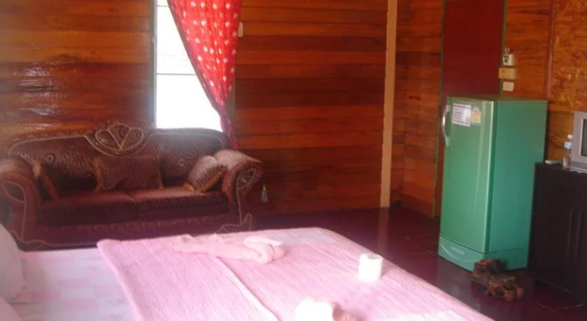 Sams River Rafthouse