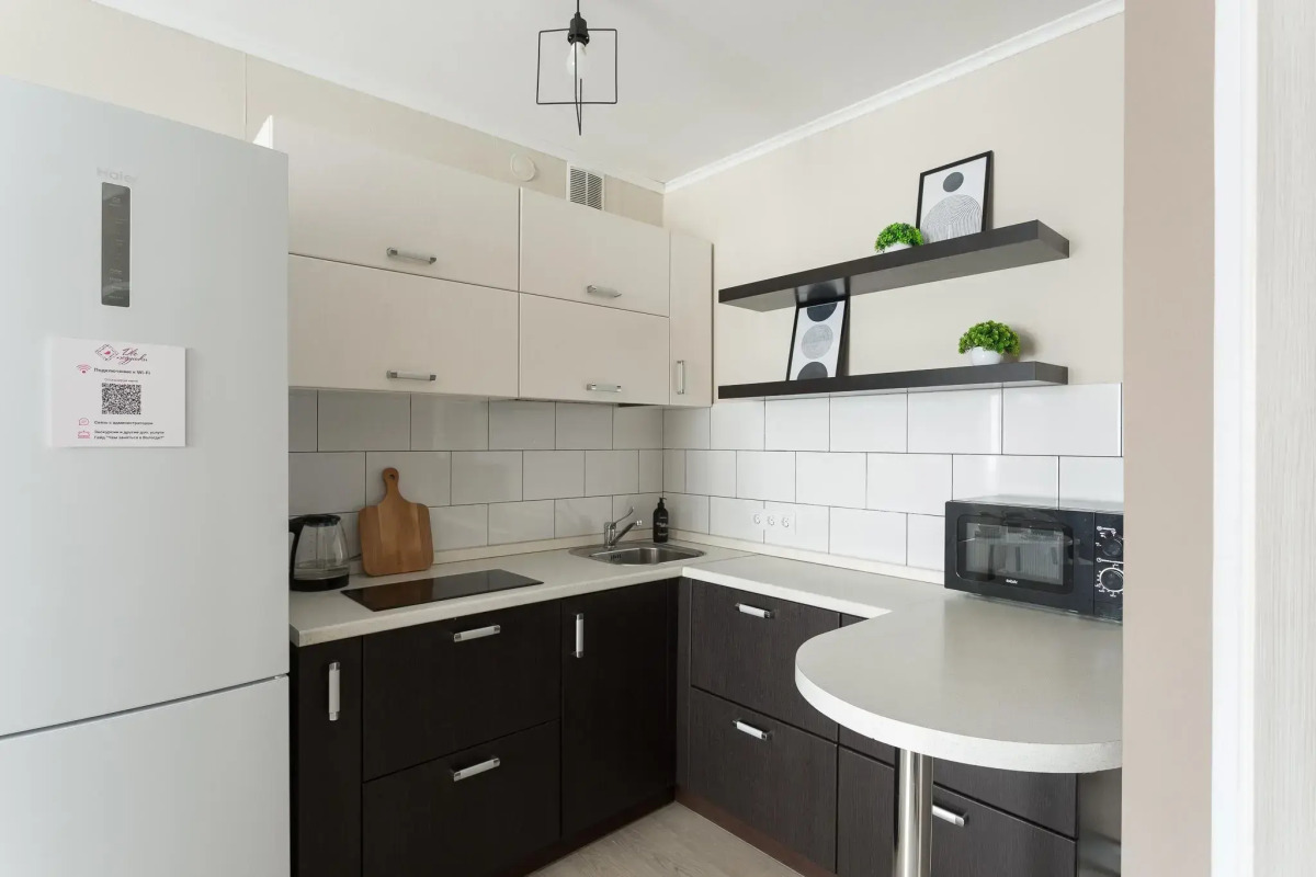 Dve podushki na ul. Vozrozhdeniya d. 86a, kv. 125