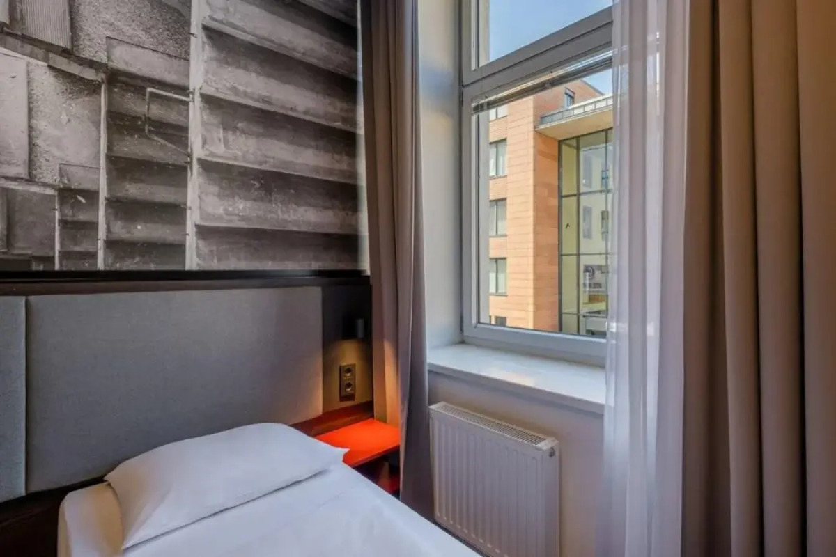 Dean’s Home Budapest