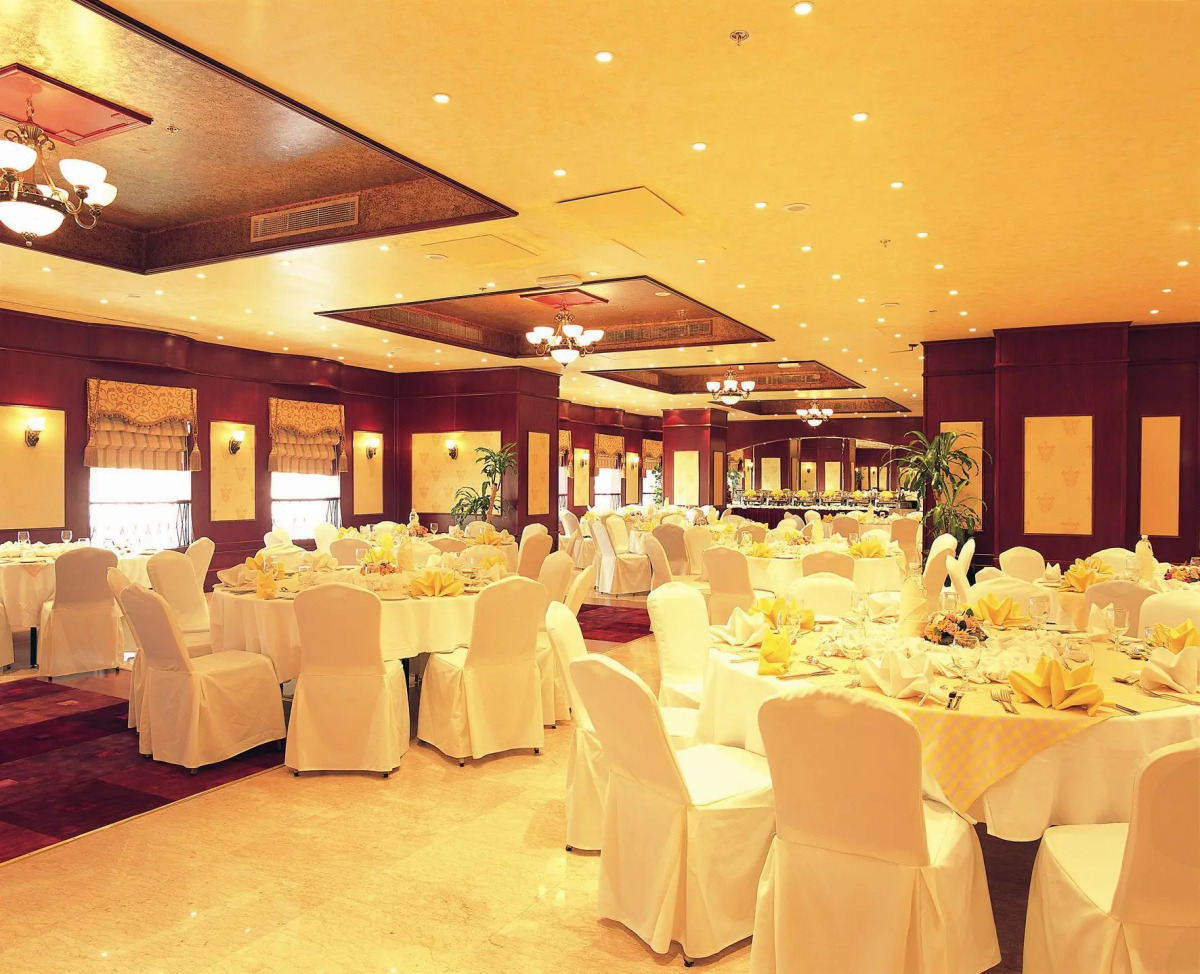 Royal Concorde Hotel & Suite