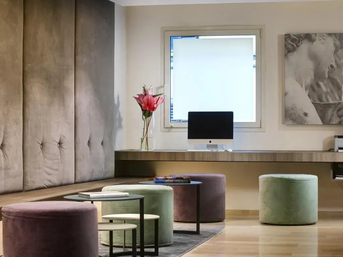 Glance Hotel In Florence