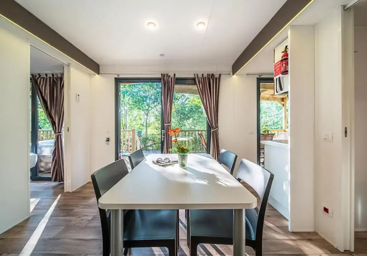 Hu Norcenni Girasole Village