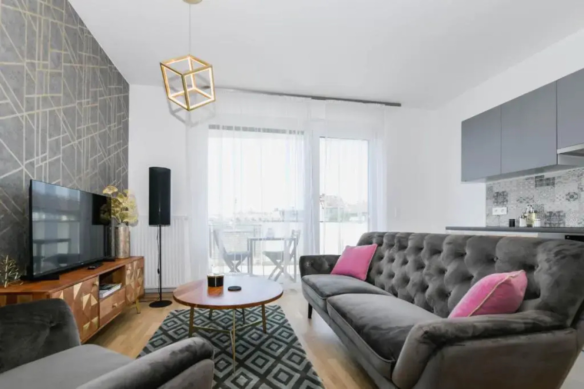 Elisabeth Downtown Apartments by UrbanRent