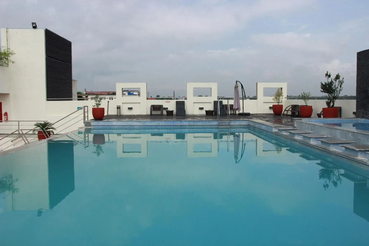 Flora Airport Hotel and Convention Centre Kochi