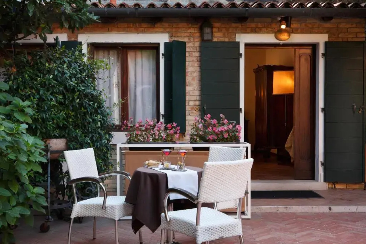 Pensione Accademia - Villa Maravege