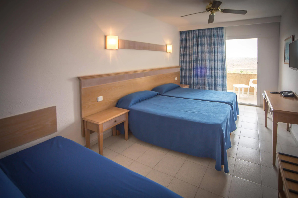 Hotel Club Cala Romaní