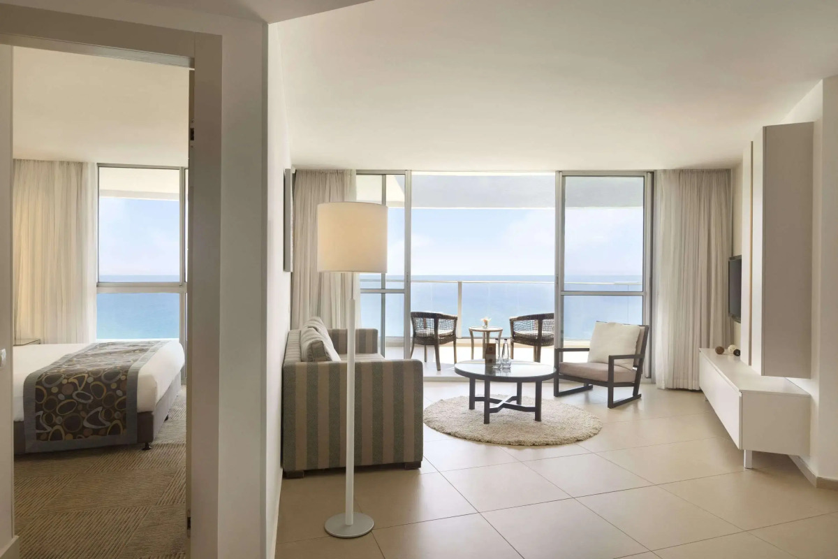 Ramada Hotel & Suites by Wyndham Netanya