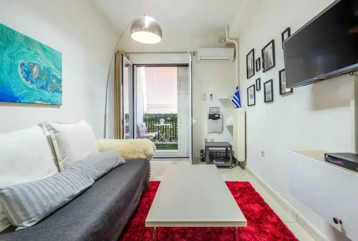 Adorable flat for 4 ppl in Kolonaki