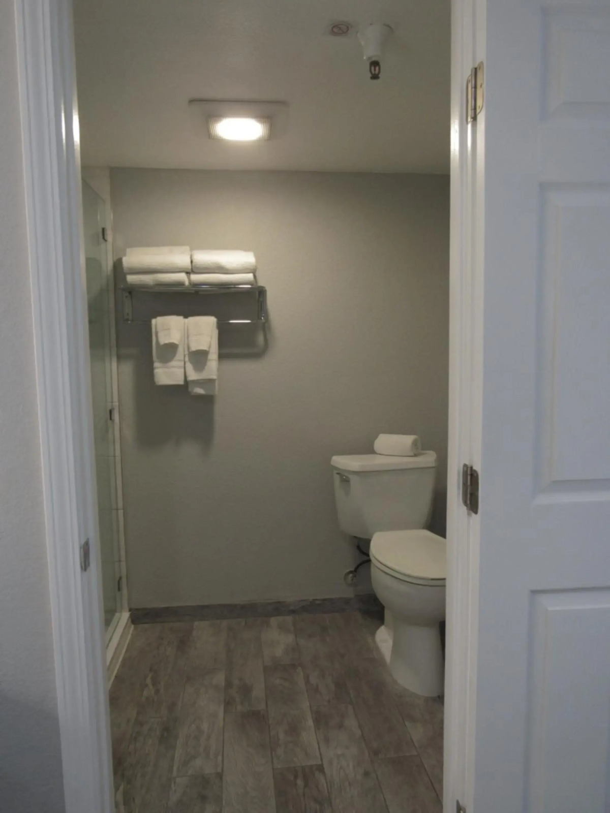 Capri Suites Anaheim