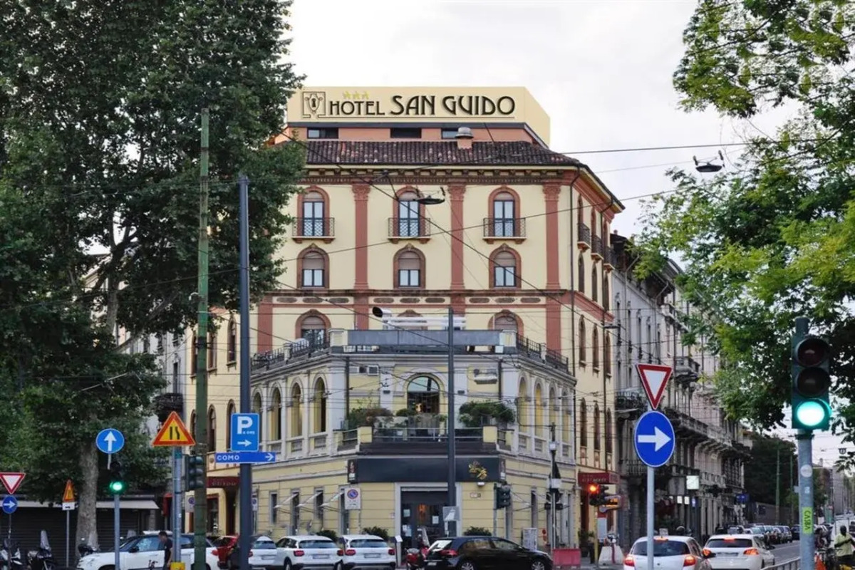 Отель San Guido Porta Volta