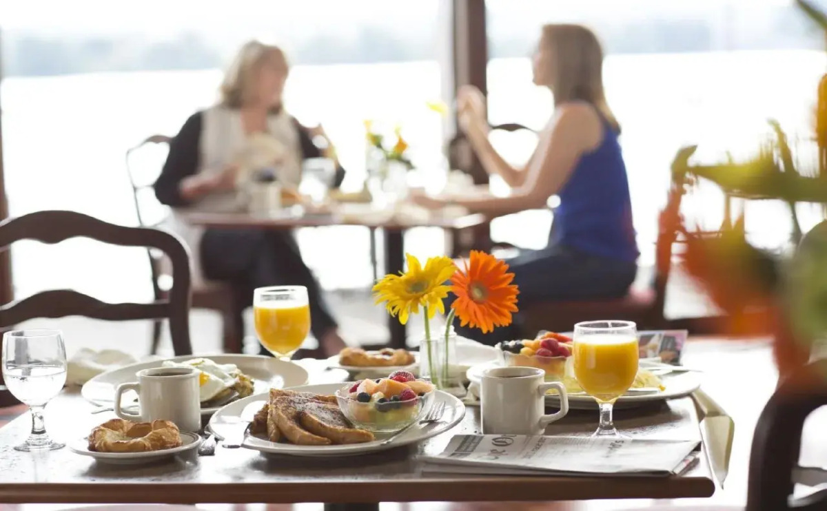 Holiday Inn Portland - Columbia Riverfront by IHG