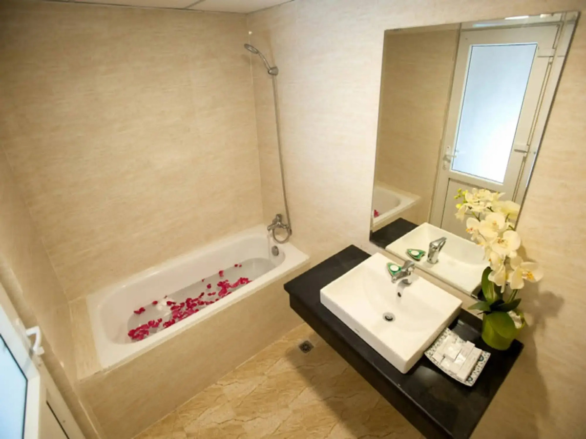 Отель Spring House