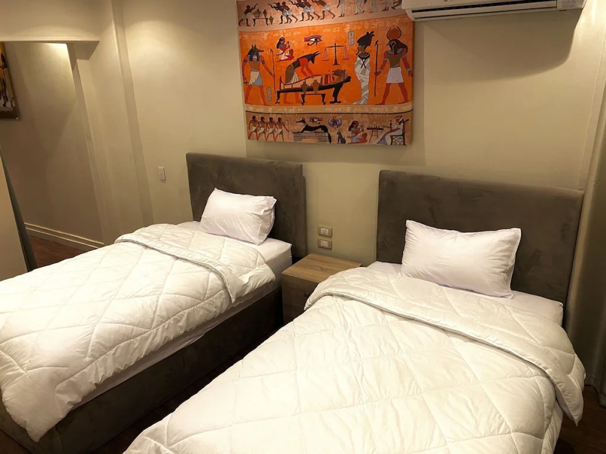 King of Pharaohs Pyramids View