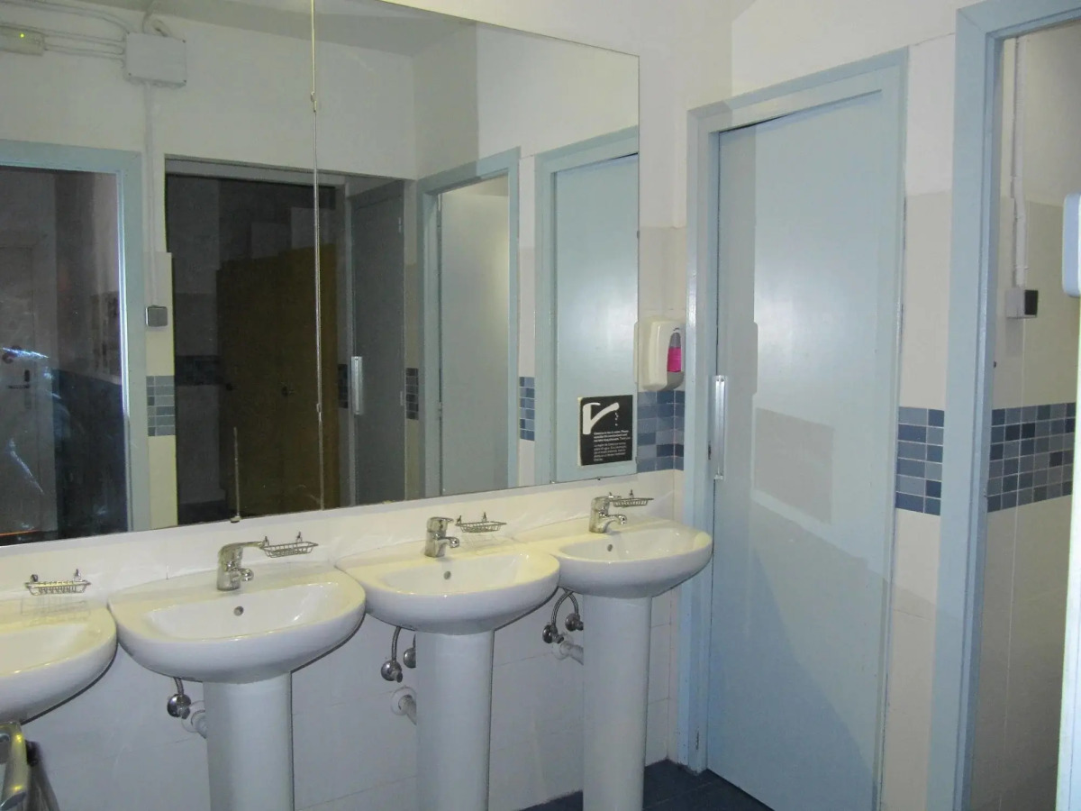 Onefam Les Corts Hostel