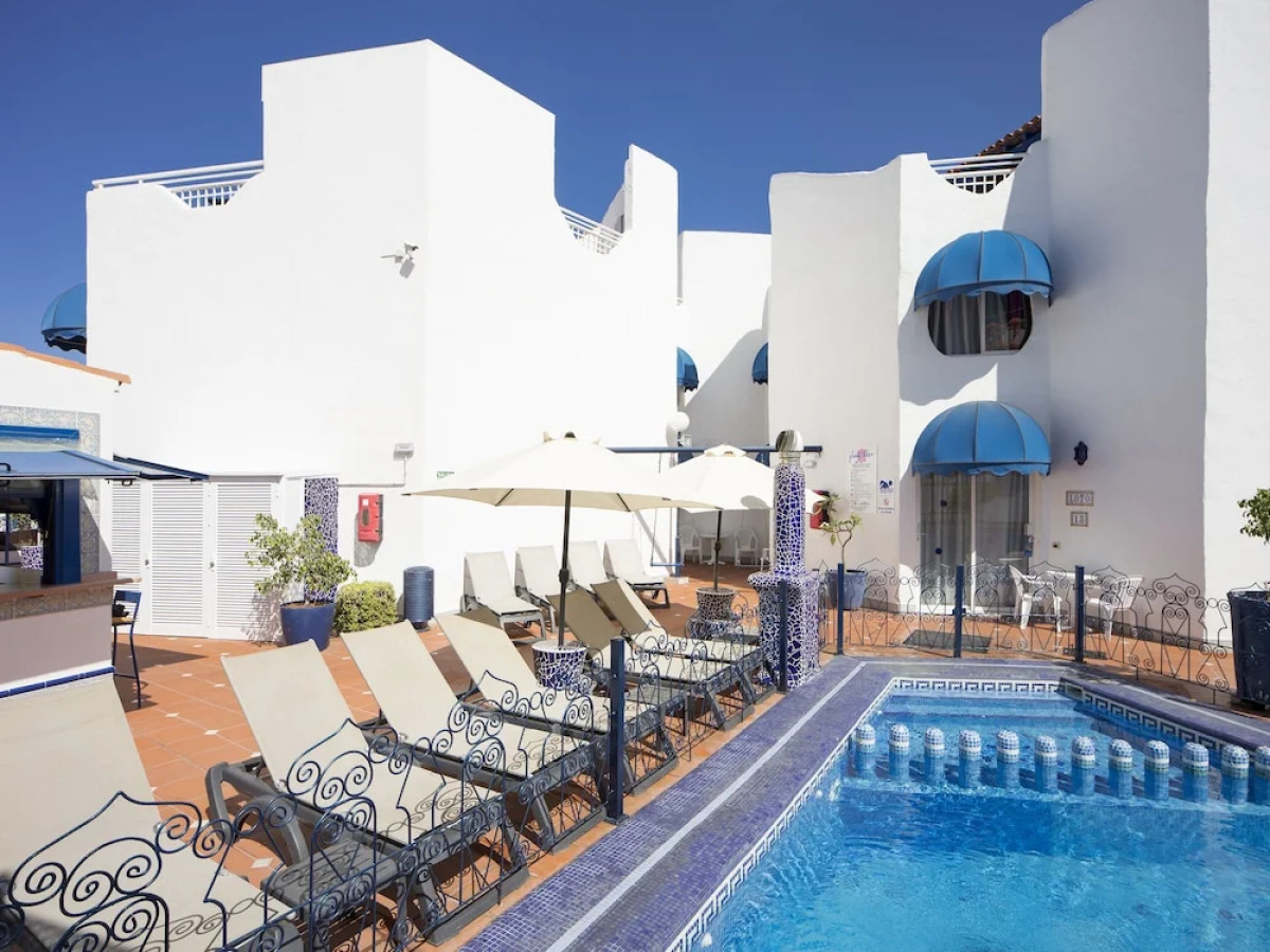 Playaflor Chill Out Resort, a 50 mtrs de la playa