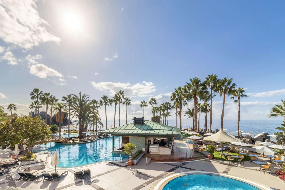 Отель Royal Savoy