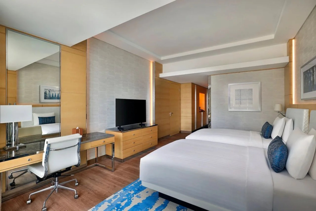 Отель Marriott Resort Palm Jumeirah