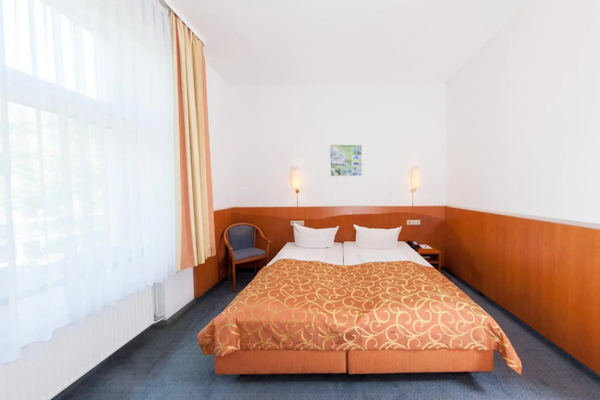 TRIP INN Hotel Schumann