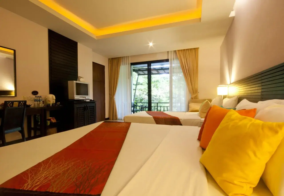 Sunrise Tropical Resort