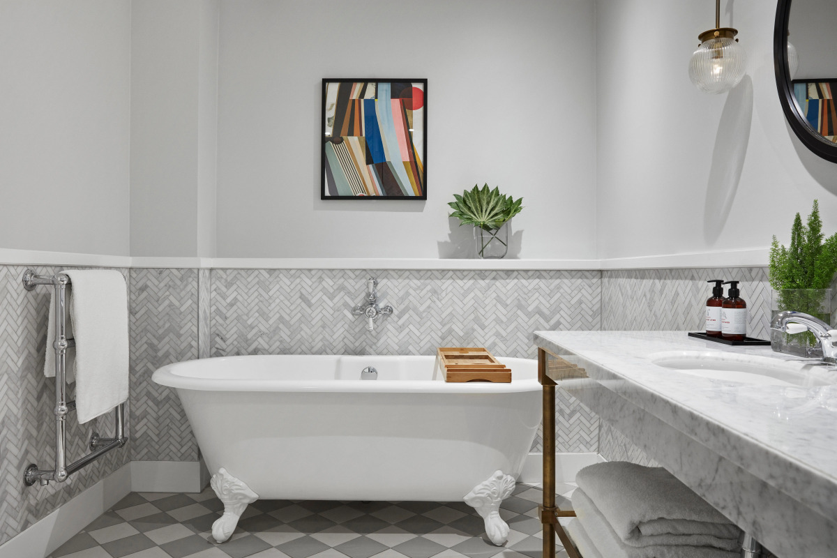 Kimpton Charlotte Square by IHG