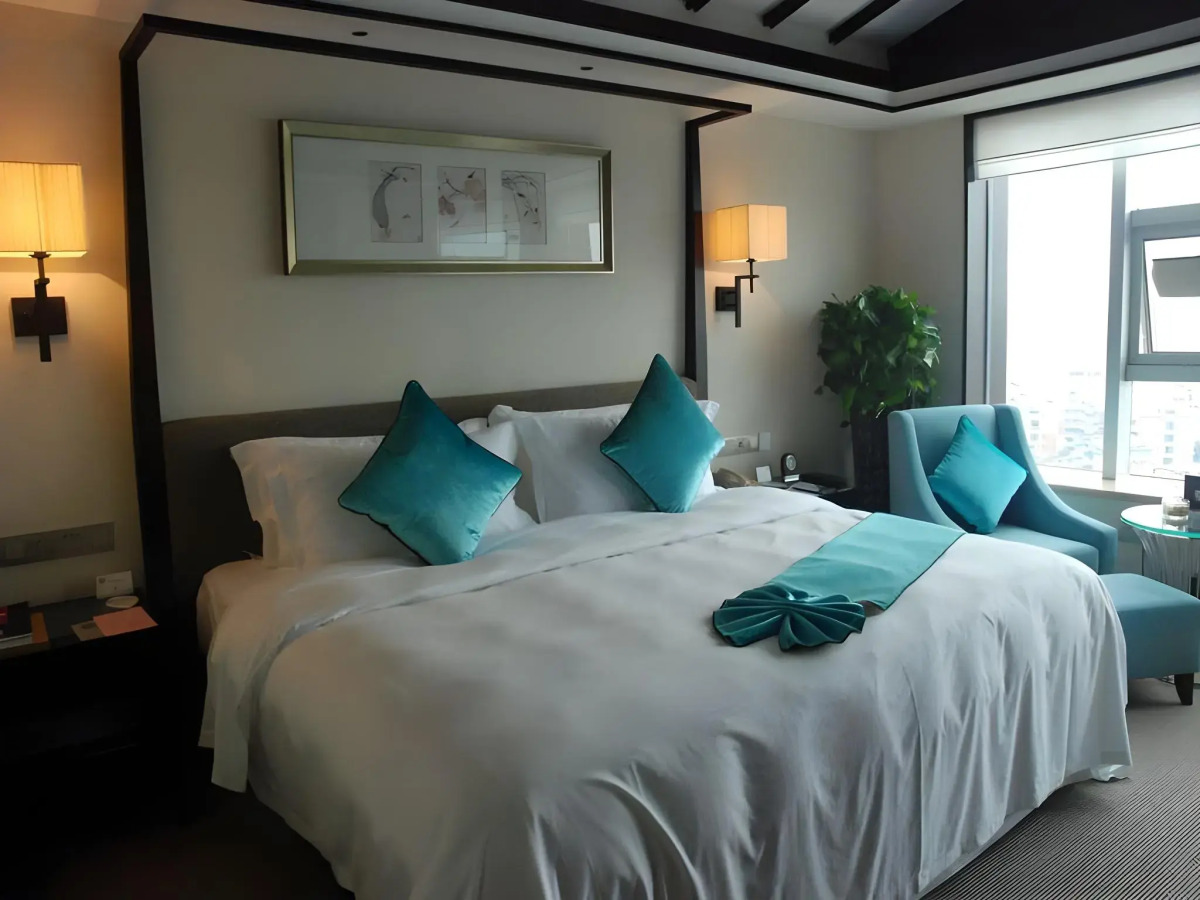 Fuyang International Trade Center Hotel