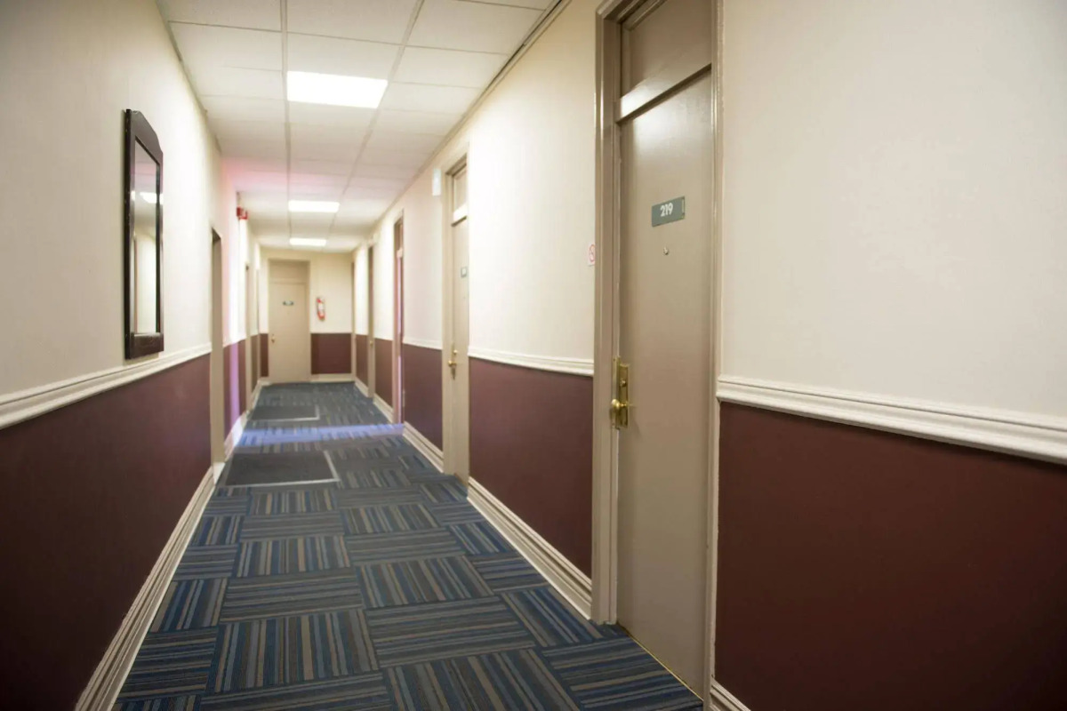 YMCA Greenpoint - Shared Bath