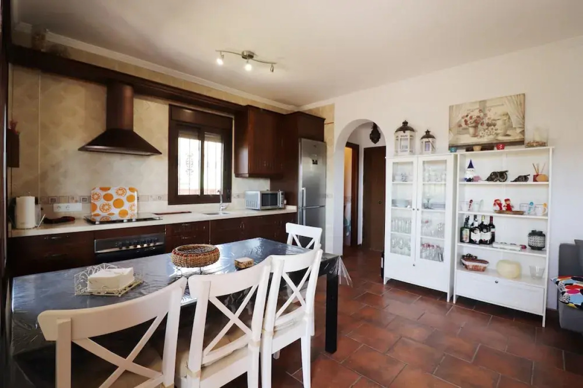 1093 Villa Magnolias