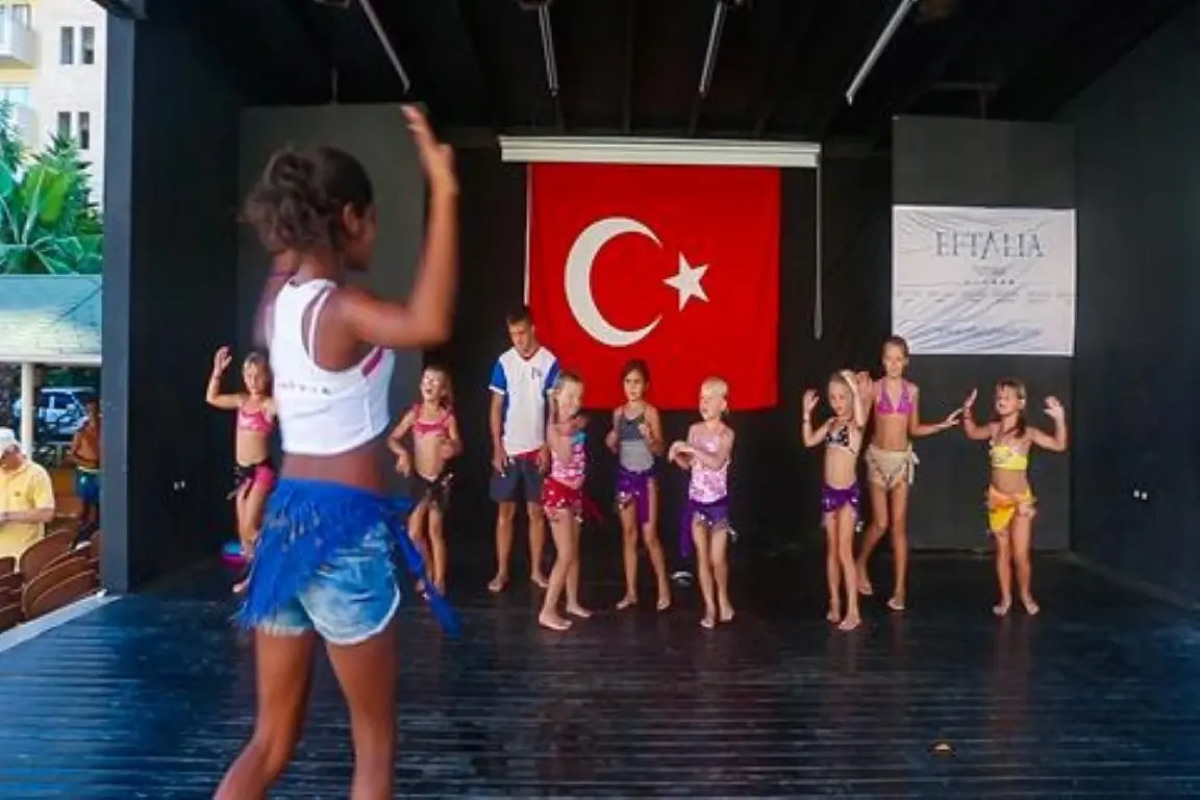 Отель Xeno Eftalia Resort 