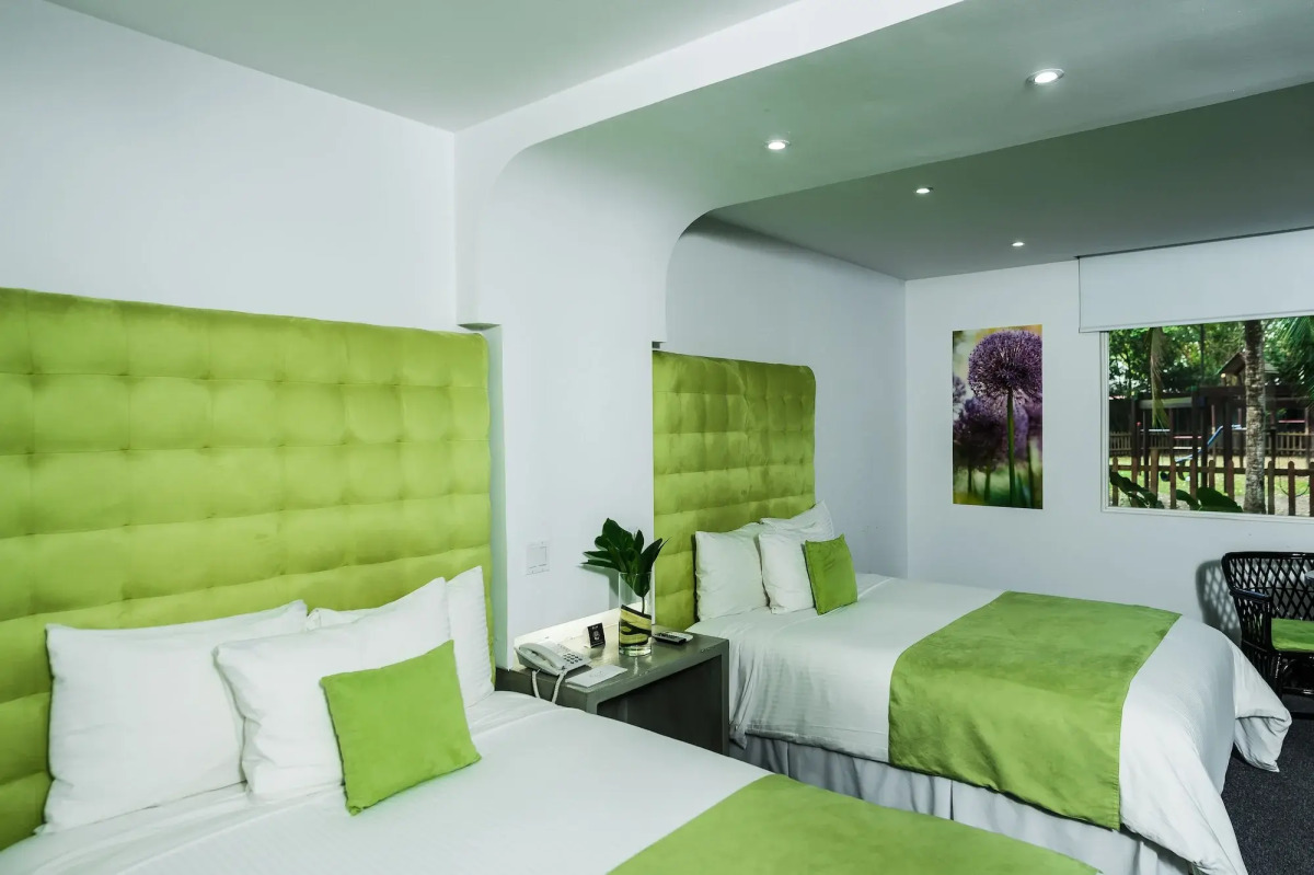 Riande Aeropuerto Hotel & Casino