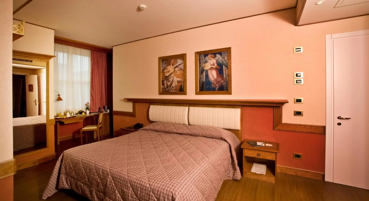 Hotel Sangallo Palace