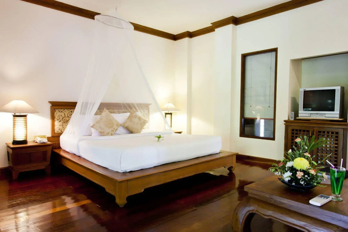 Sunrise Tropical Resort